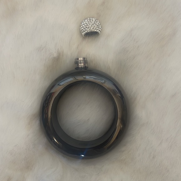 Flask/Bracelet Chic and Tonic Pave Knob - Picture 4 of 7